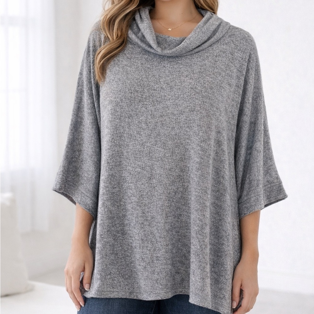 Show Me Your MuMu Yuri Mountain Silver Poncho Sweater Small